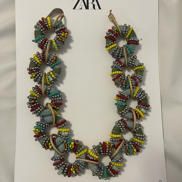 Zara brand new Necklace with the tag 🏷️ - Picture 2 of 6